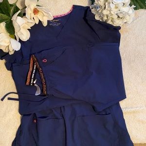 👩🏻‍⚕️Ladies scrub set👩🏻‍⚕️